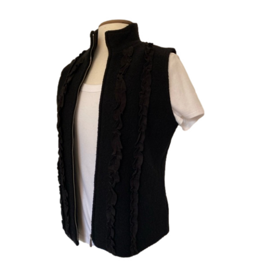 Coldwater Creek Women's M Whimsigoth‎ Ruffle 100% Wool Black Zip Up Vest Fall
